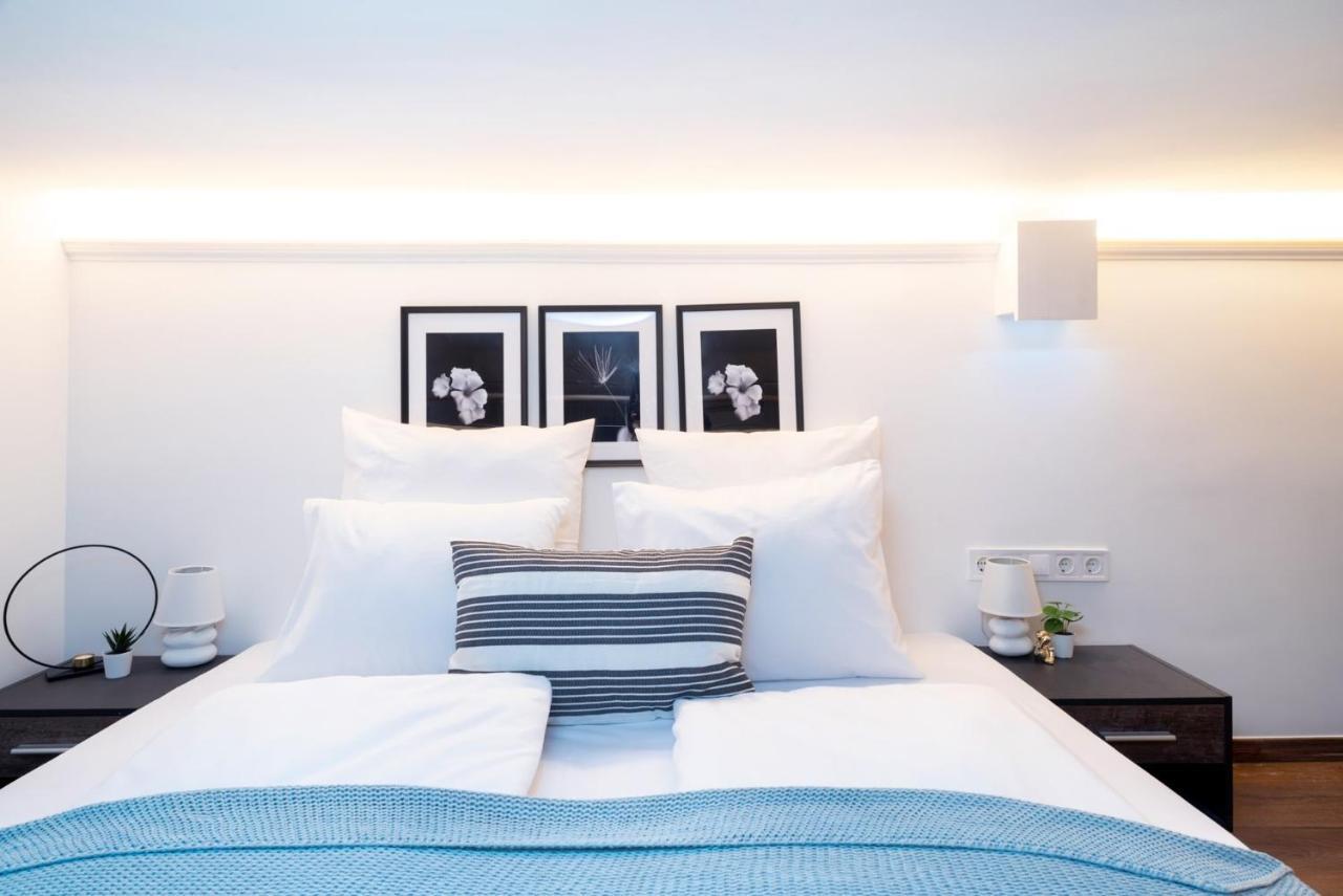 Welcoming Modern Apartment In The Center — Photos 1